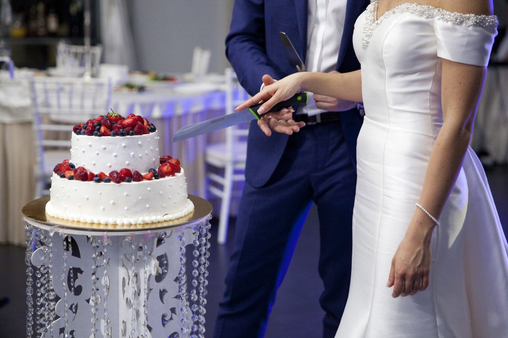 Готовый свадебный торт в москве